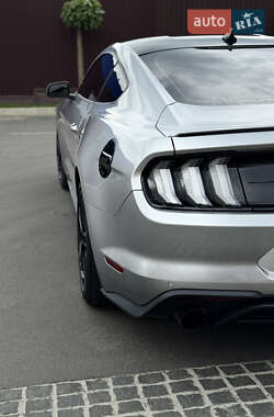 Купе Ford Mustang 2021 в 