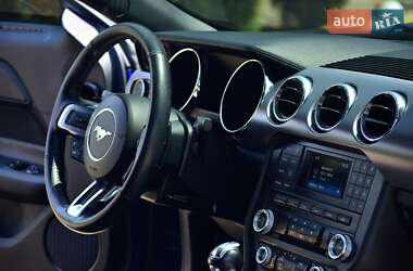 Купе Ford Mustang 2016 в 