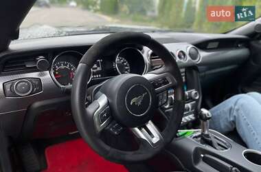 Купе Ford Mustang 2014 в 