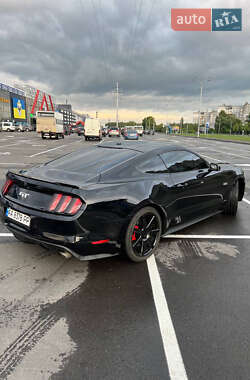 Купе Ford Mustang 2017 в 