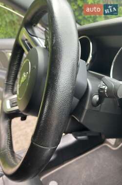 Купе Ford Mustang 2015 в 