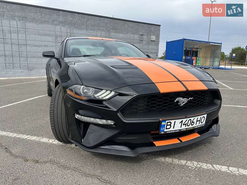 Купе Ford Mustang 2018 в 