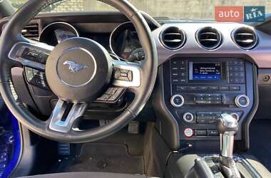 Купе Ford Mustang 2015 в 