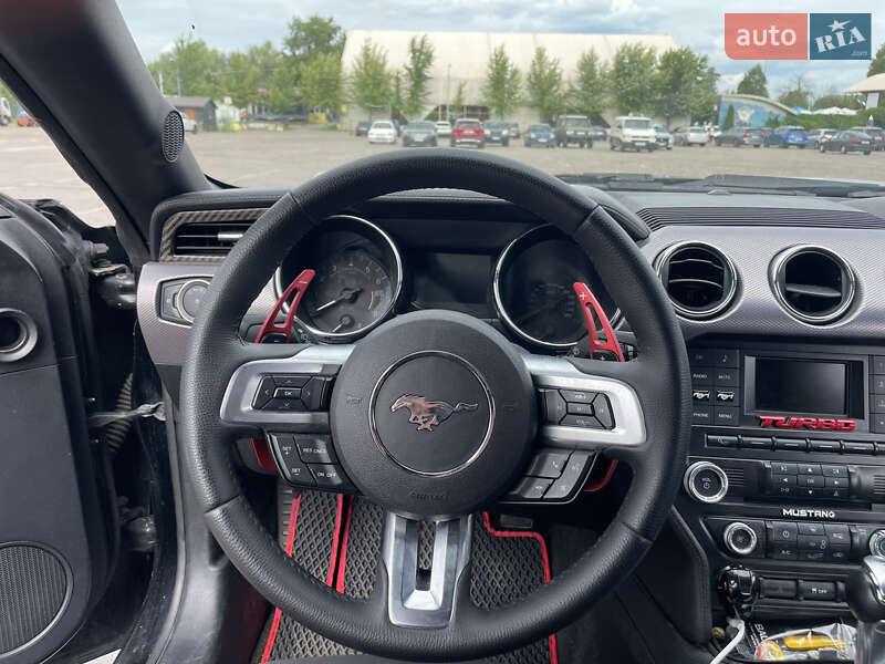 Купе Ford Mustang 2015 в Киеве