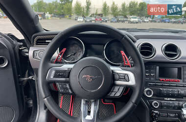 Купе Ford Mustang 2015 в 