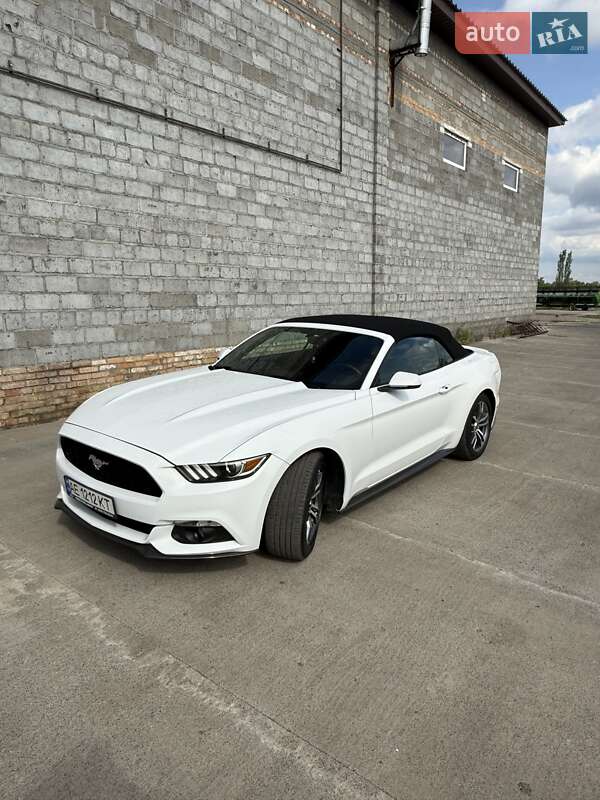 Кабриолет Ford Mustang 2016 в Кривом Роге фото 10 Кабриолет Ford Mustang 2016 в Кривом Роге