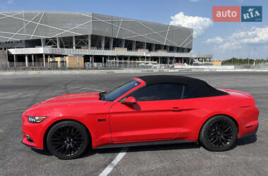Кабриолет Ford Mustang 2016 в Львове