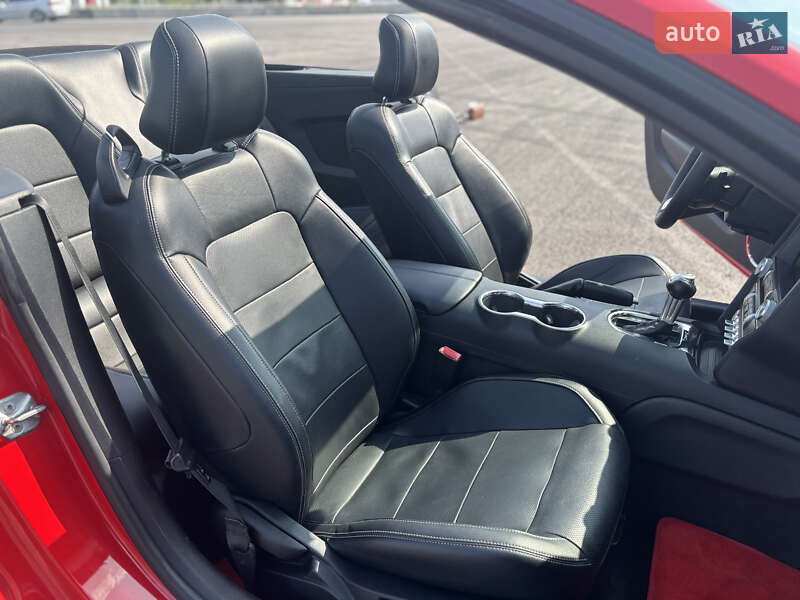 Кабриолет Ford Mustang 2015 в Львове фото 22 Кабриолет Ford Mustang 2015 в Львове
