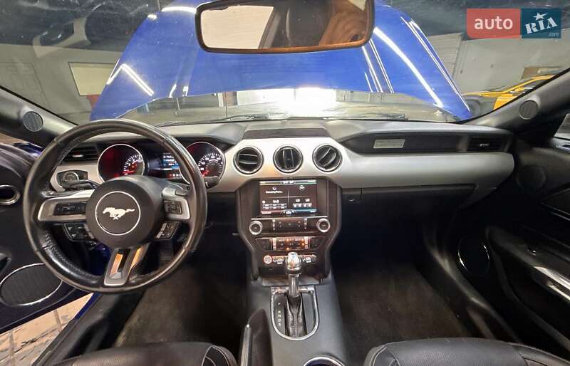 Купе Ford Mustang 2015 в Львове