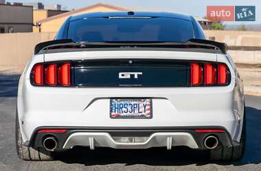 Купе Ford Mustang 2016 в 
