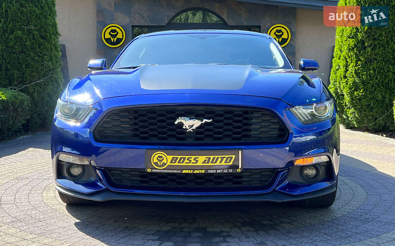 Купе Ford Mustang 2015 в Львове