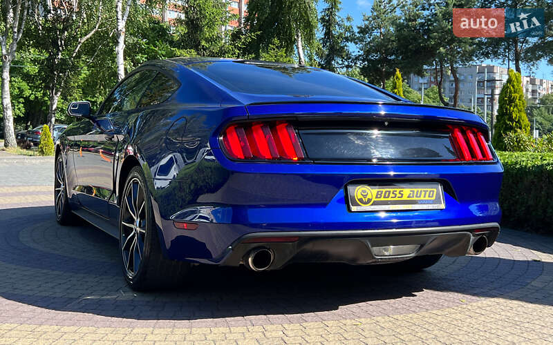 Купе Ford Mustang 2015 в Львове