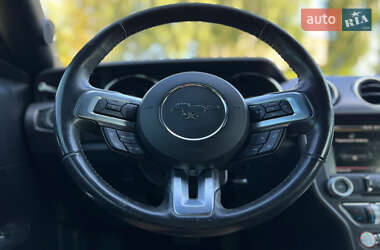 Купе Ford Mustang 2015 в 