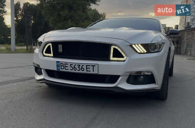 Купе Ford Mustang 2017 в 