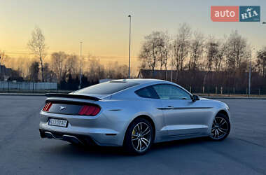 Купе Ford Mustang 2016 в 