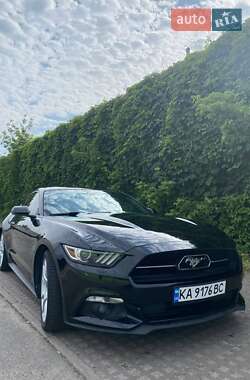 Купе Ford Mustang 2015 в Киеве