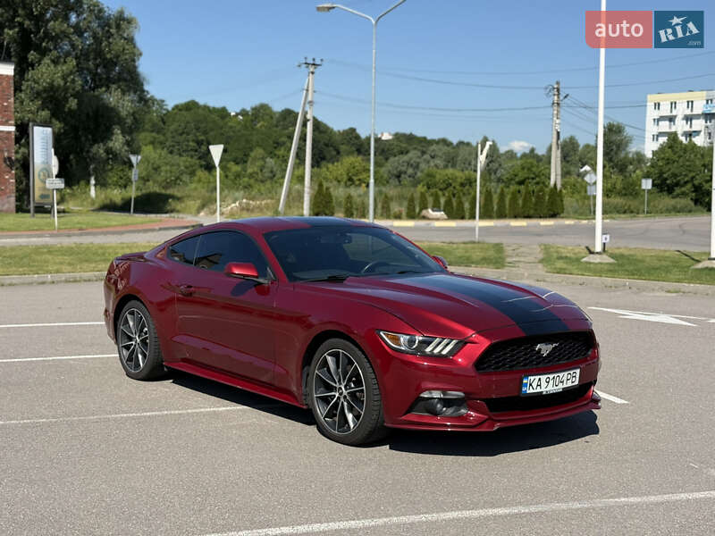Купе Ford Mustang 2015 в Києві фото 3 Купе Ford Mustang 2015 в Києві