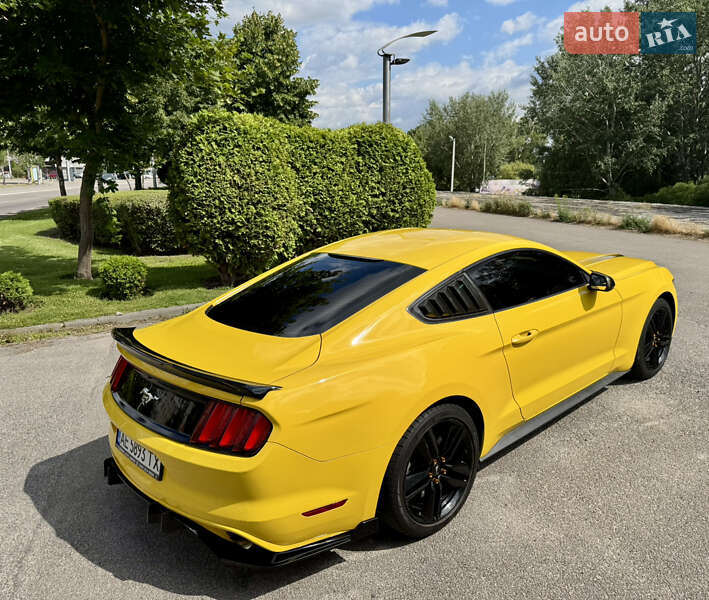 Купе Ford Mustang 2014 в Днепре