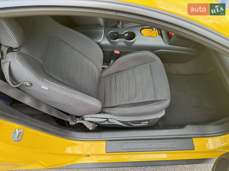 Купе Ford Mustang 2014 в Днепре