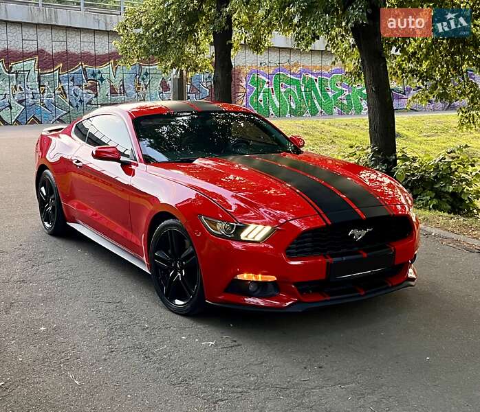 Купе Ford Mustang 2015 в Киеве