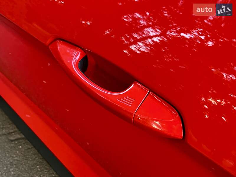 Купе Ford Mustang 2015 в Киеве