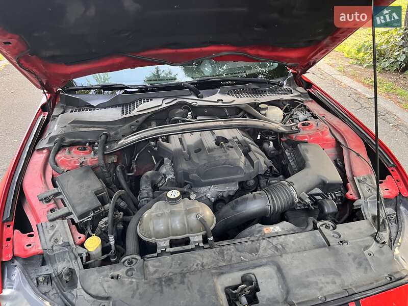 Купе Ford Mustang 2015 в Киеве