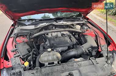 Купе Ford Mustang 2015 в 