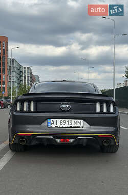 Купе Ford Mustang 2016 в 