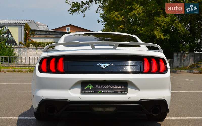 Купе Ford Mustang 2018 в Киеве фото 9 Купе Ford Mustang 2018 в Киеве