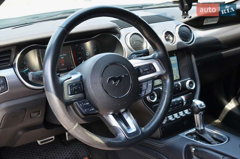 Купе Ford Mustang 2018 в Киеве фото 19 Купе Ford Mustang 2018 в Киеве