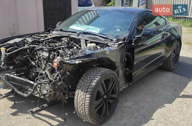 Купе Ford Mustang 2015 в 