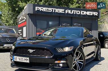 Купе Ford Mustang 2017 в 