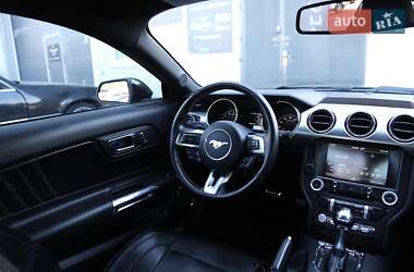Купе Ford Mustang 2015 в 