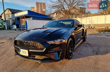 Купе Ford Mustang 2018 в 