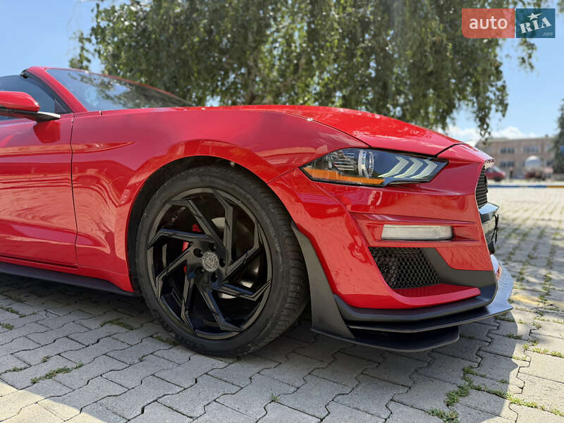 Кабриолет Ford Mustang 2019 в Черновцах фото 9 Кабриолет Ford Mustang 2019 в Черновцах
