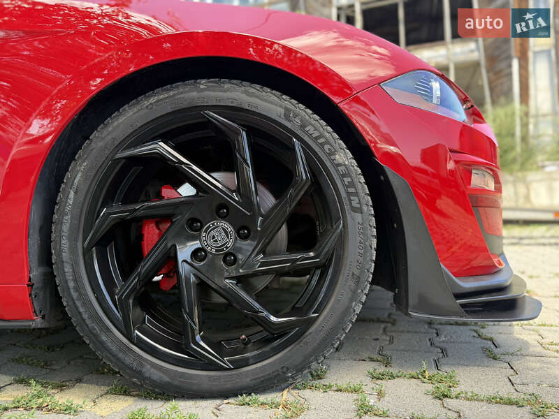 Кабриолет Ford Mustang 2019 в Черновцах фото 25 Кабриолет Ford Mustang 2019 в Черновцах