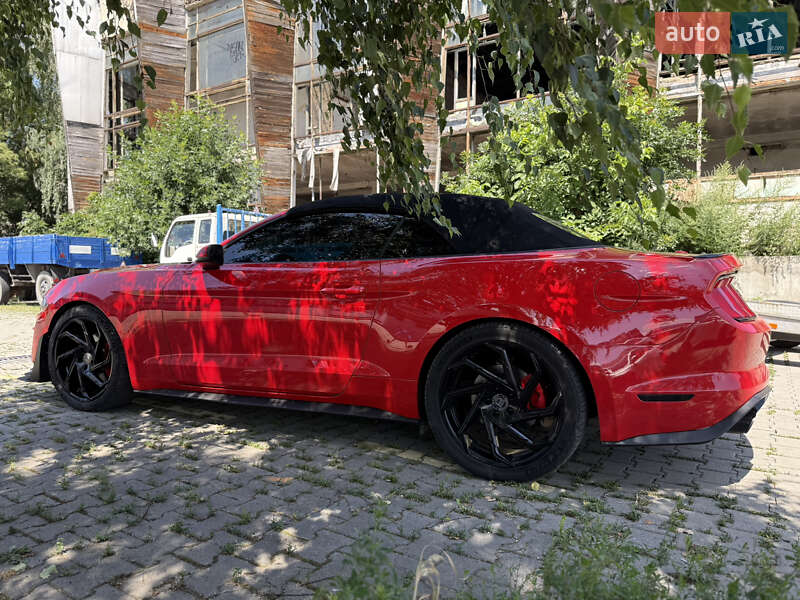 Кабриолет Ford Mustang 2019 в Черновцах фото 15 Кабриолет Ford Mustang 2019 в Черновцах