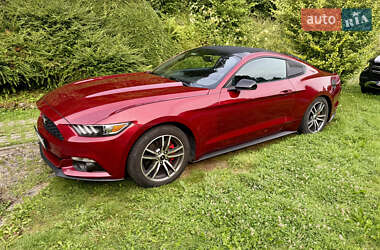 Купе Ford Mustang 2015 в 