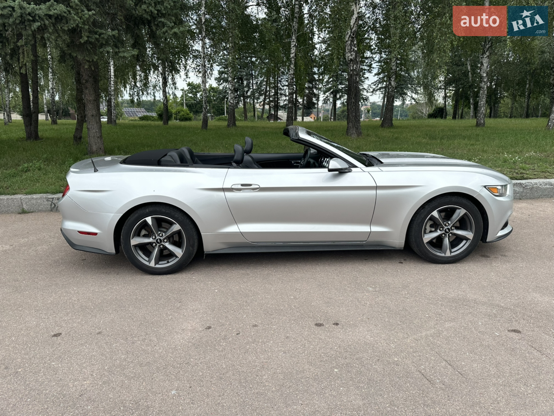 2015 Ford Mustang - мініатюра 3