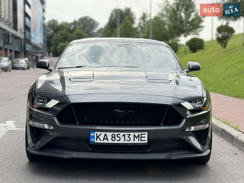 Купе Ford Mustang 2018 в Києві
