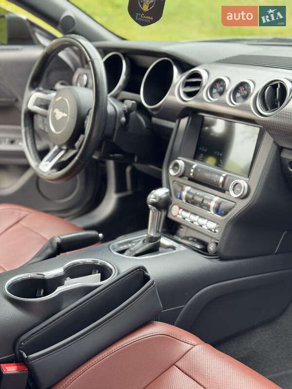Купе Ford Mustang 2018 в Києві