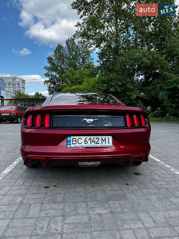 Купе Ford Mustang 2017 в Львове