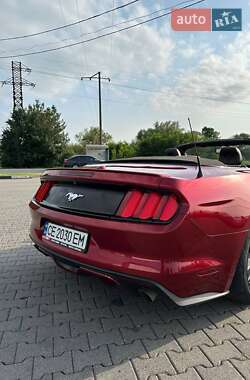 Кабриолет Ford Mustang 2016 в 