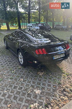 Купе Ford Mustang 2016 в 