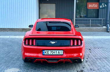 Купе Ford Mustang 2016 в 