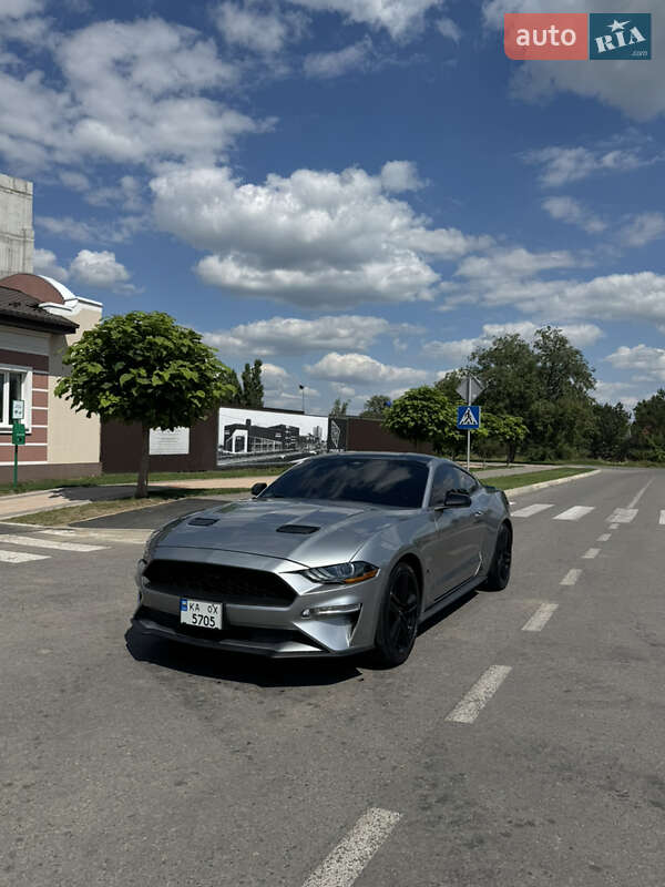 Купе Ford Mustang 2021 в Киеве фото 5 Купе Ford Mustang 2021 в Киеве