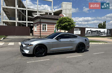 Купе Ford Mustang 2021 в 