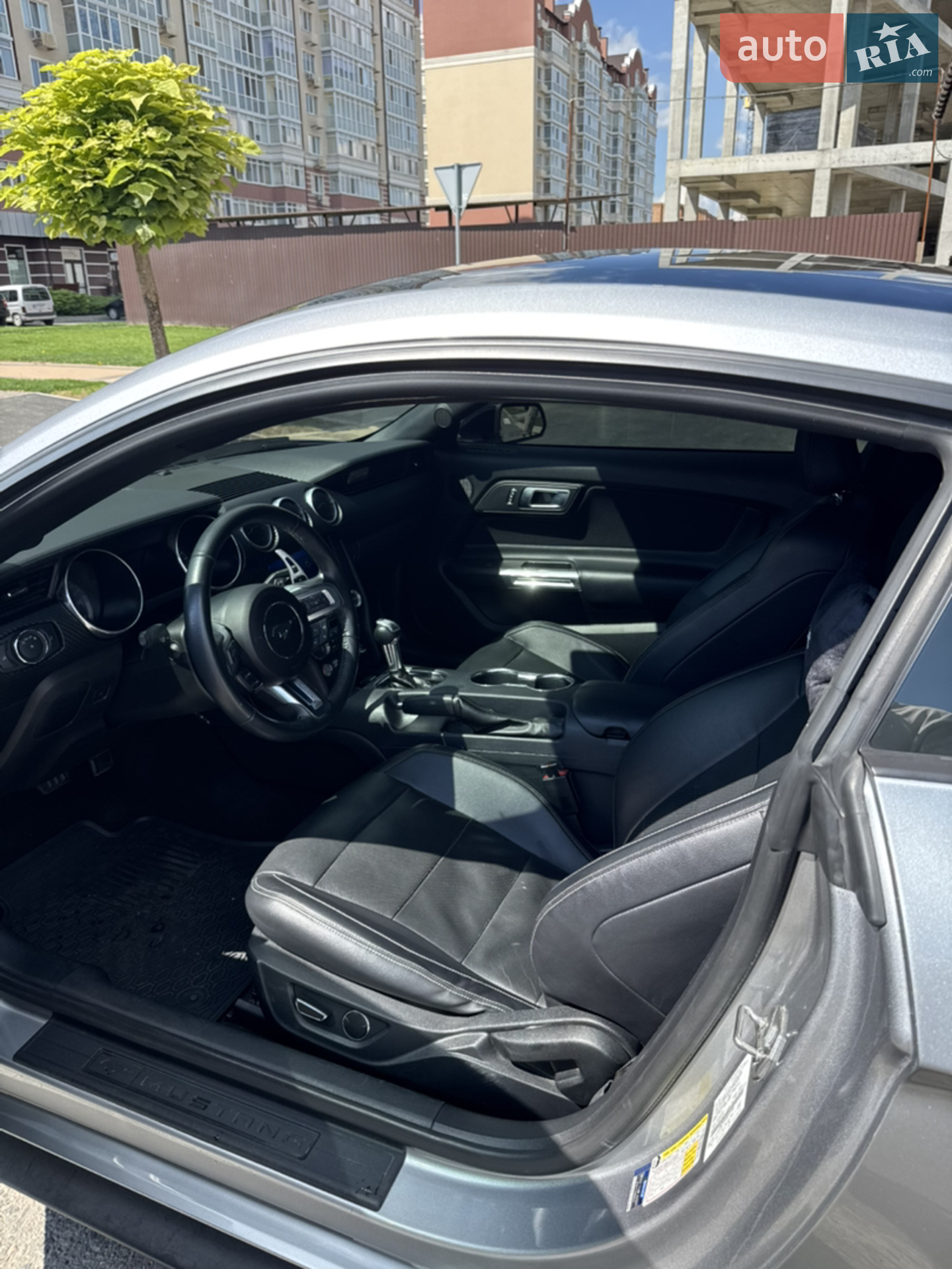 2021 Ford Mustang - мініатюра 25