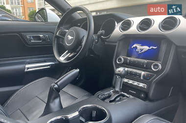 Купе Ford Mustang 2017 в 