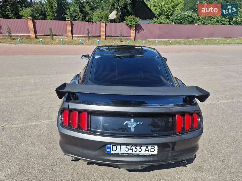 Купе Ford Mustang 2017 в Киеве фото 8 Купе Ford Mustang 2017 в Киеве